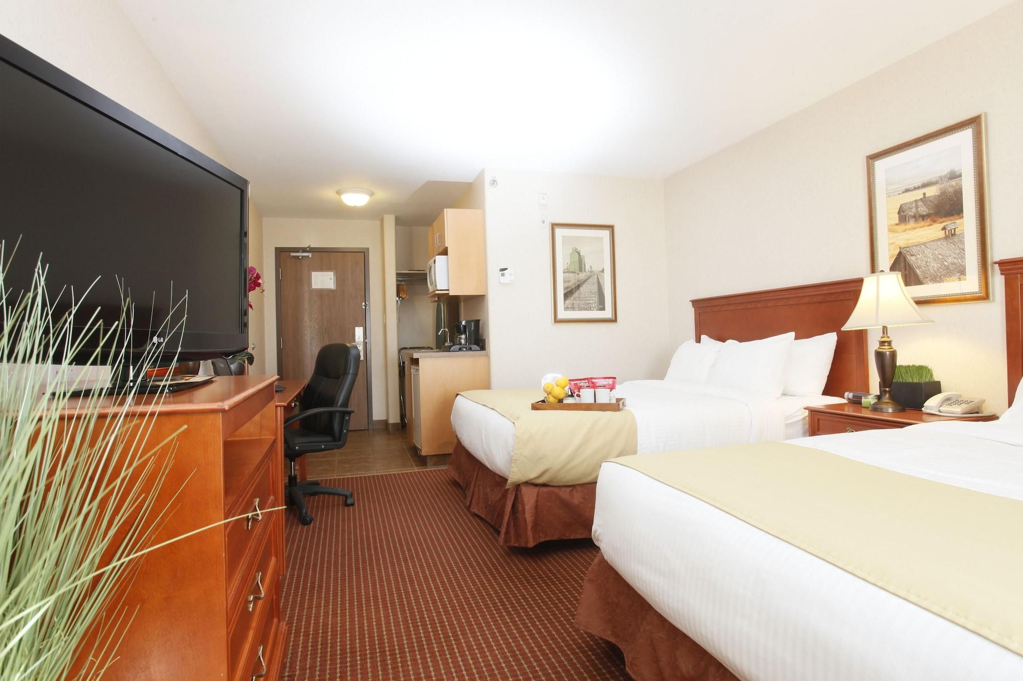 Stonebridge Hotel Досон-Крик Экстерьер фото